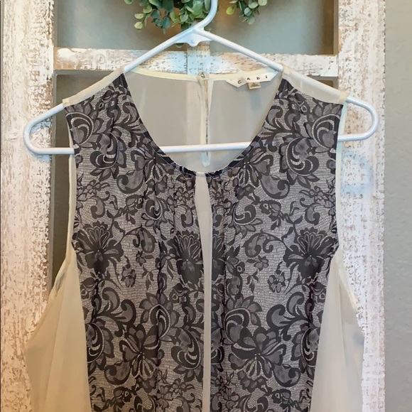 Cabi top ✨ - Picture 2 of 2